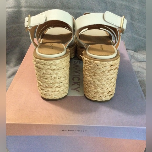 Lisa Vicky Just Strappy Platform White Sandals Size 8.5 M - Picture 4 of 12